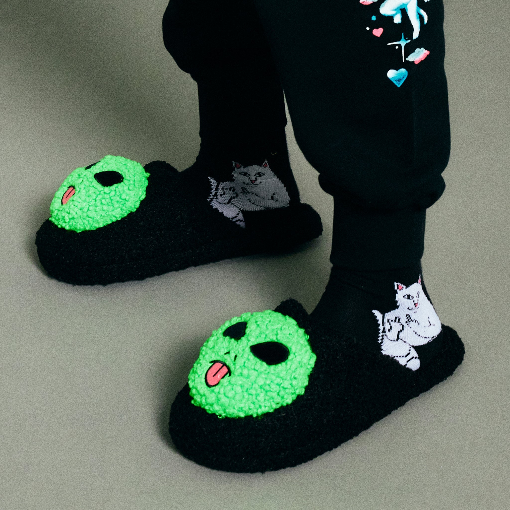 RIPNDIP Lord Alien Plush Face House Slippers (Black)