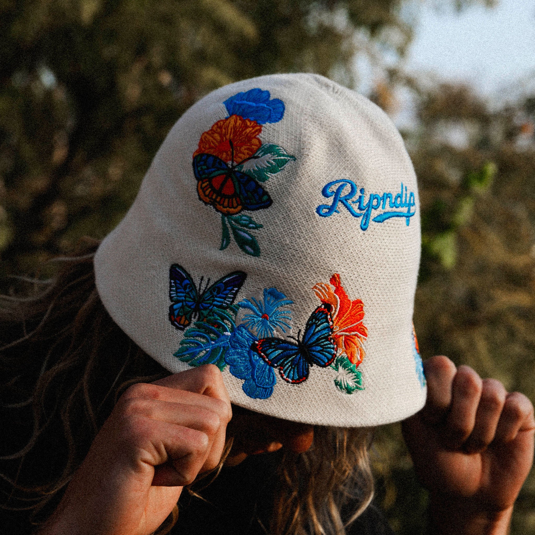 RIPNDIP Los Ripndip Crochet Bucket Hat (Off White)